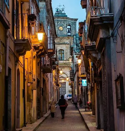 Alojamento de Acomodação e Pequeno-almoço Ronnavona 3*