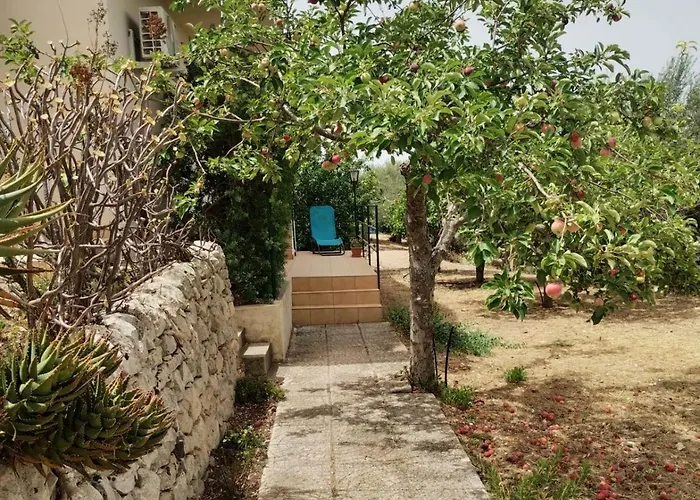 Ronnavona Oda ve Kahvaltı Chiaramonte Gulfi