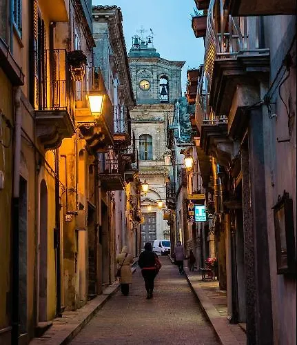 Oda ve Kahvaltı Ronnavona 3*